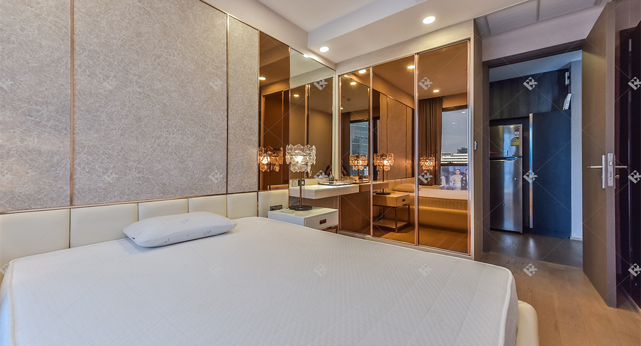 For sale 2 bedrooms condo in Bang Rak, Bangkok