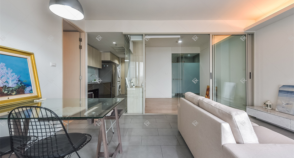 À louer 2 chambres condo à Phaya Thai, Bangkok