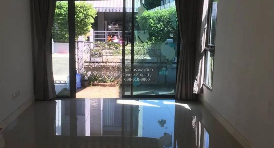 For rent 3 ベッドルーム townhouse in Bang Yai, Nonthaburi