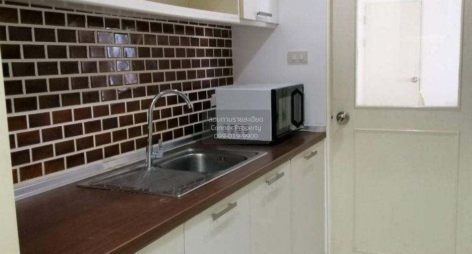 Condo en alquiler de 2 habitaciones en Khlong Toei, Bangkok