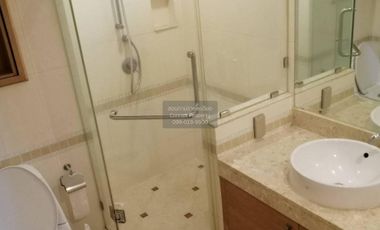 Condo en alquiler de 2 habitaciones en Khlong Toei, Bangkok