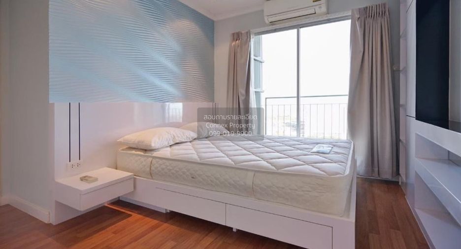 For rent 2 bedrooms condo in Yan Nawa, Bangkok