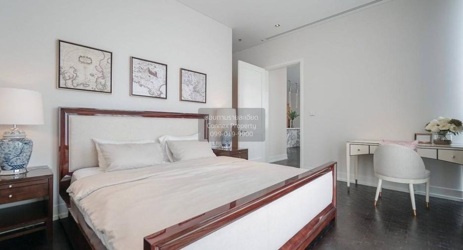For rent 2 bedrooms condo in Sathon, Bangkok
