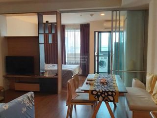 À louer 1 chambre condo à Yan Nawa, Bangkok