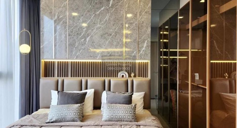 For rent 2 bedrooms condo in Huai Khwang, Bangkok