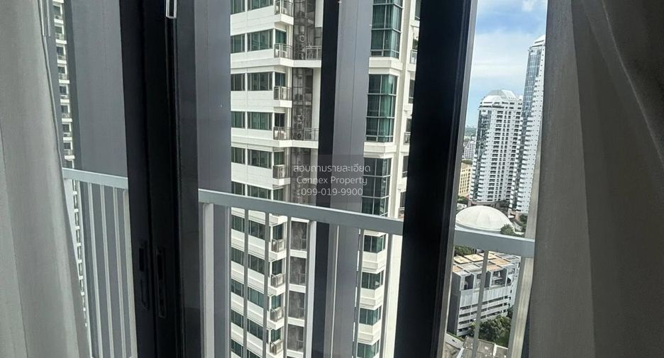 Condo en alquiler de 1 habitaciones en Khlong Toei, Bangkok
