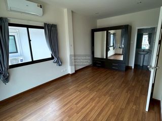 For rent 4 bedrooms house in Lam Luk Ka, Pathum Thani