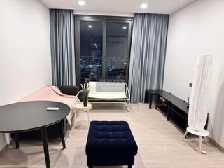 À louer 3 chambres condo à Huai Khwang, Bangkok