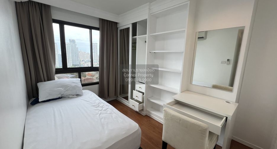 For rent 3 ベッドルーム condo in Yan Nawa, Bangkok