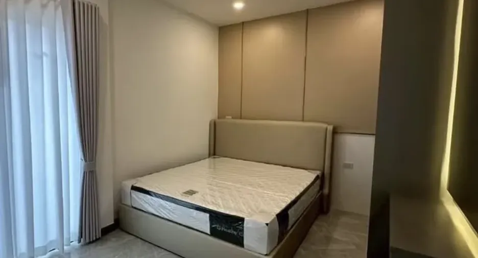 For sale 4 bedrooms villa in Bang Lamung, Chonburi