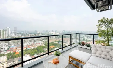 À vendre 2 chambres condo à Phaya Thai, Bangkok