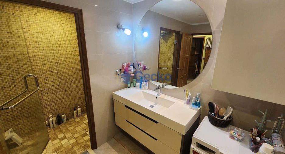 Condo en venta de 3 habitaciones en Bang Lamung, Chonburi