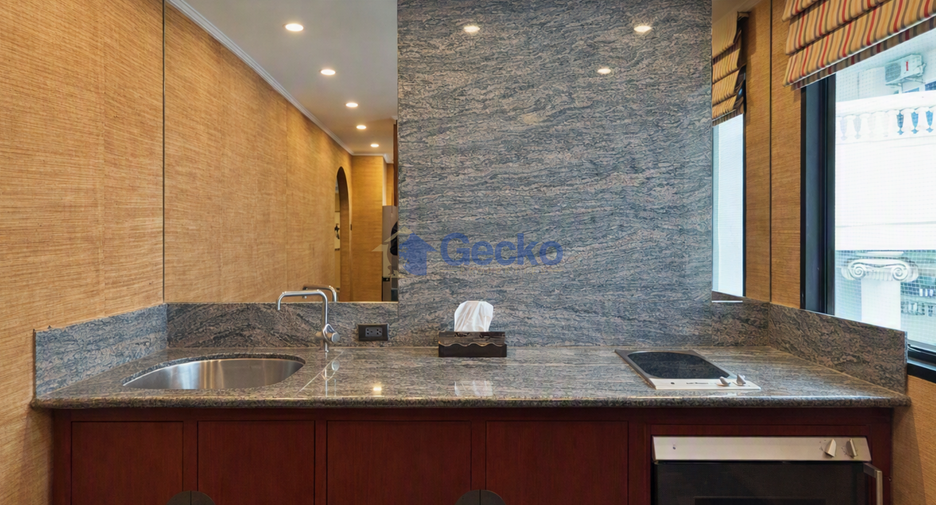 For sale 2 bedrooms condo in Bang Lamung, Chonburi