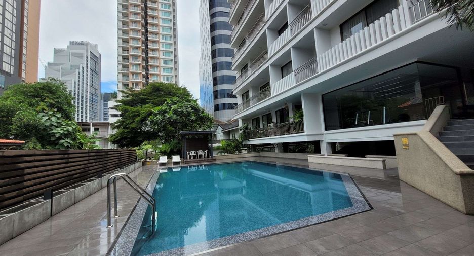 Condo en alquiler de 4 habitaciones en Khlong Toei, Bangkok