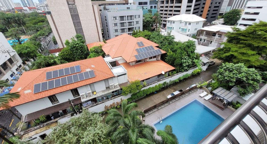 Condo en alquiler de 4 habitaciones en Khlong Toei, Bangkok
