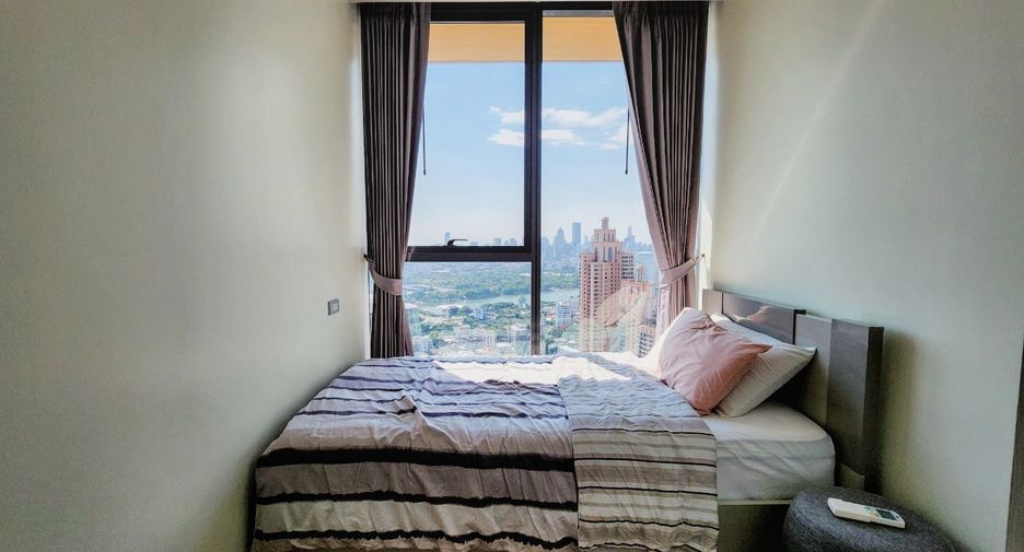 For rent 2 bedrooms condo in Khlong Toei, Bangkok