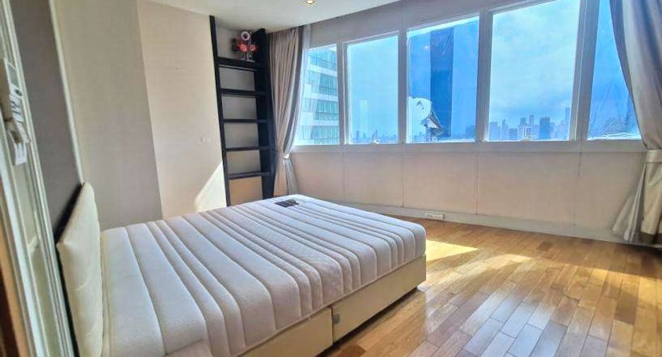 Condo en alquiler de 2 habitaciones en Khlong Toei, Bangkok