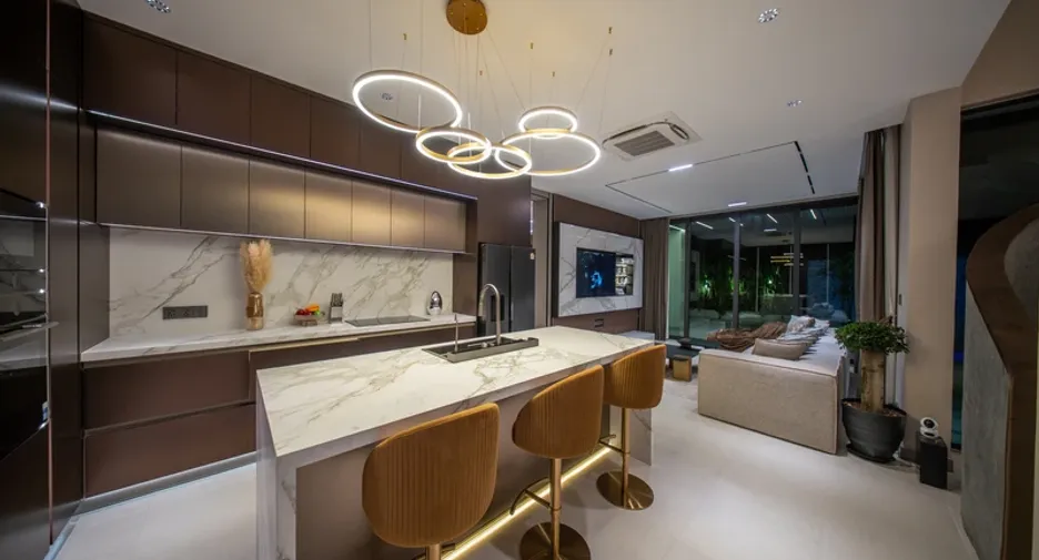 For sale 7 bedrooms villa in Jomtien, Pattaya