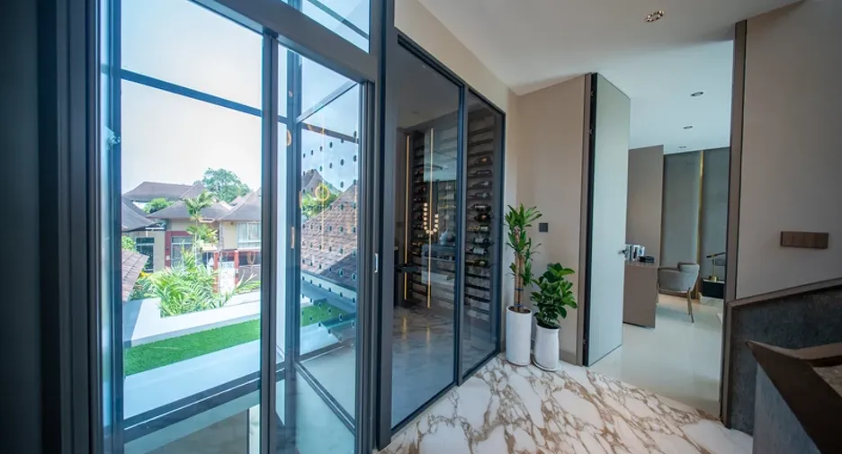 For sale 7 bedrooms villa in Jomtien, Pattaya