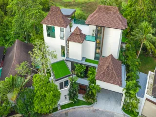 For sale 7 bedrooms villa in Jomtien, Pattaya