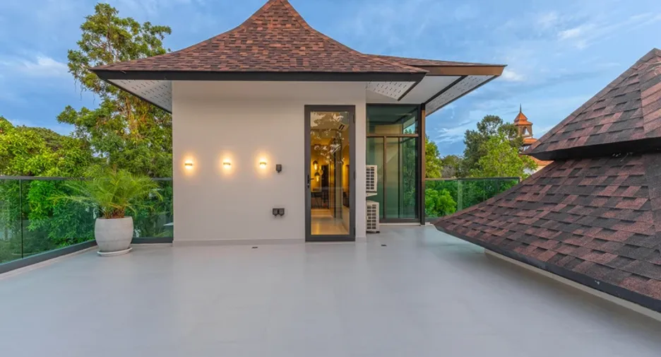 For sale 7 bedrooms villa in Jomtien, Pattaya