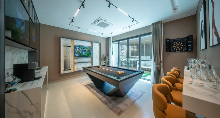 For sale 7 bedrooms villa in Jomtien, Pattaya
