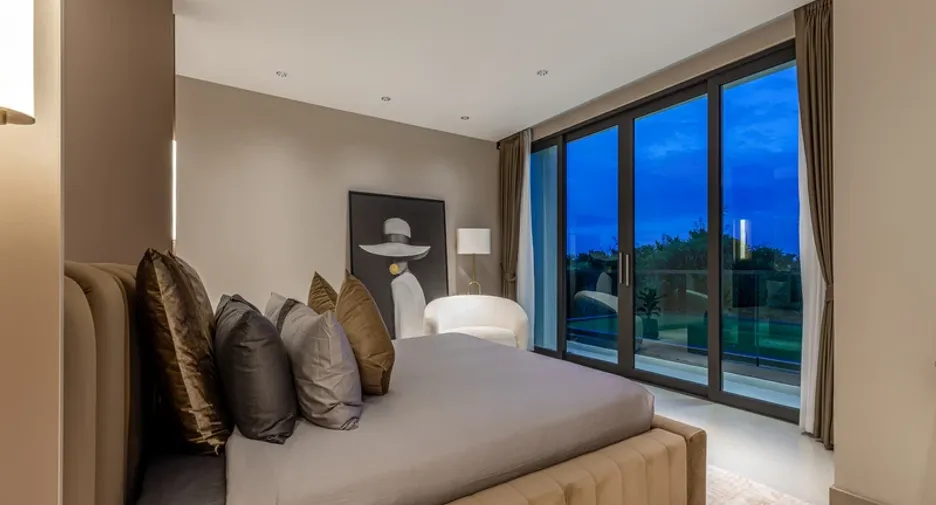 For sale 7 bedrooms villa in Jomtien, Pattaya