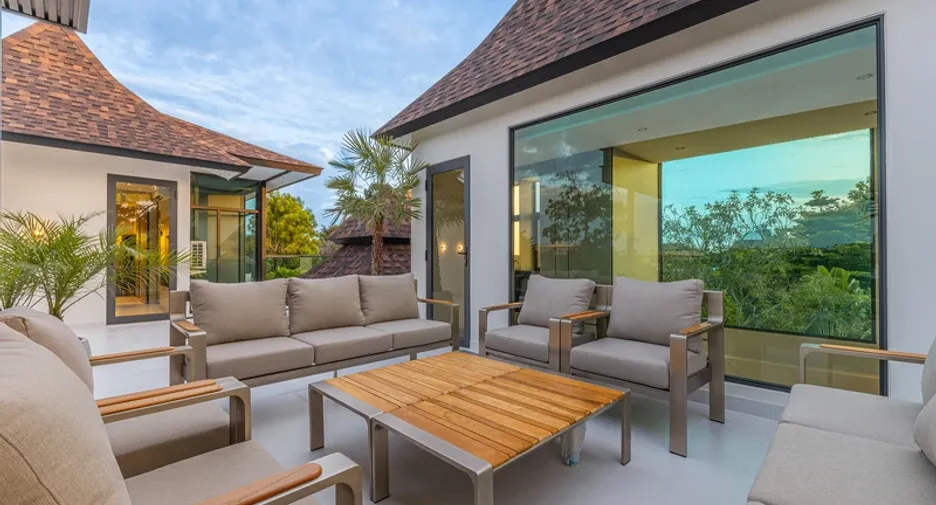 For sale 7 bedrooms villa in Jomtien, Pattaya