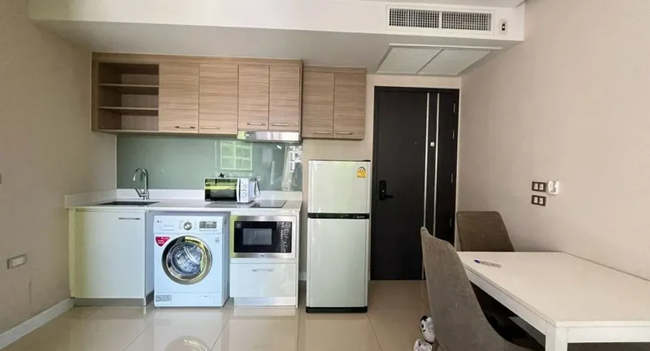 For sale 1 bed condo in Jomtien, Pattaya