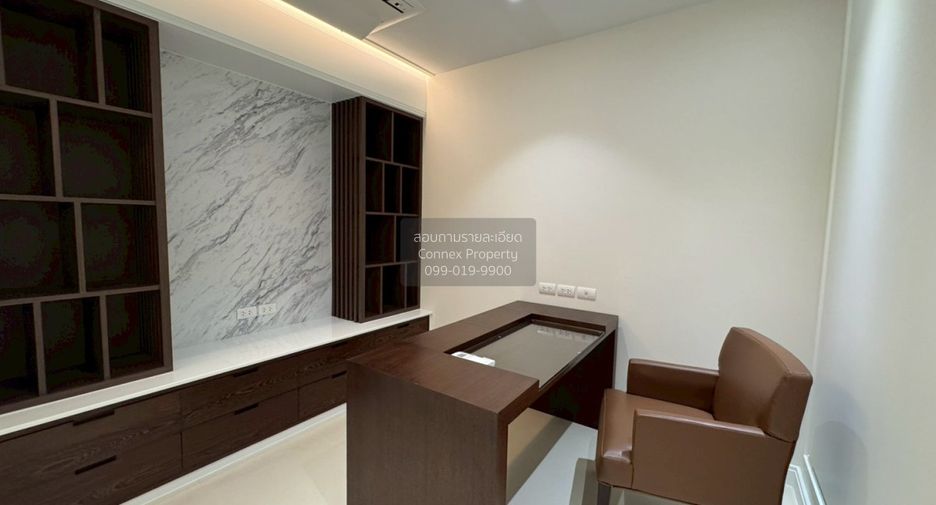 Wohnung zur Miete mit 3 Zimmer in Pathum Wan, Bangkok