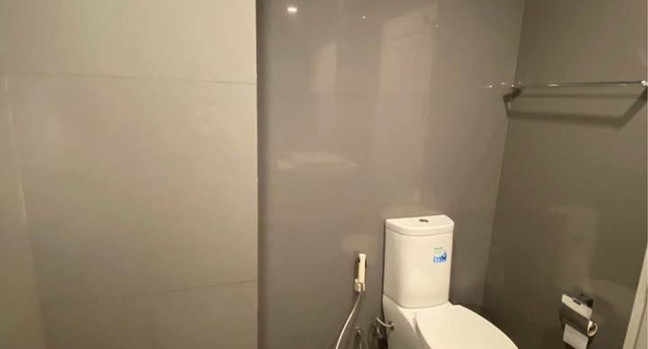 Condo en alquiler y en venta de 1 habitaciones en Sathon, Bangkok