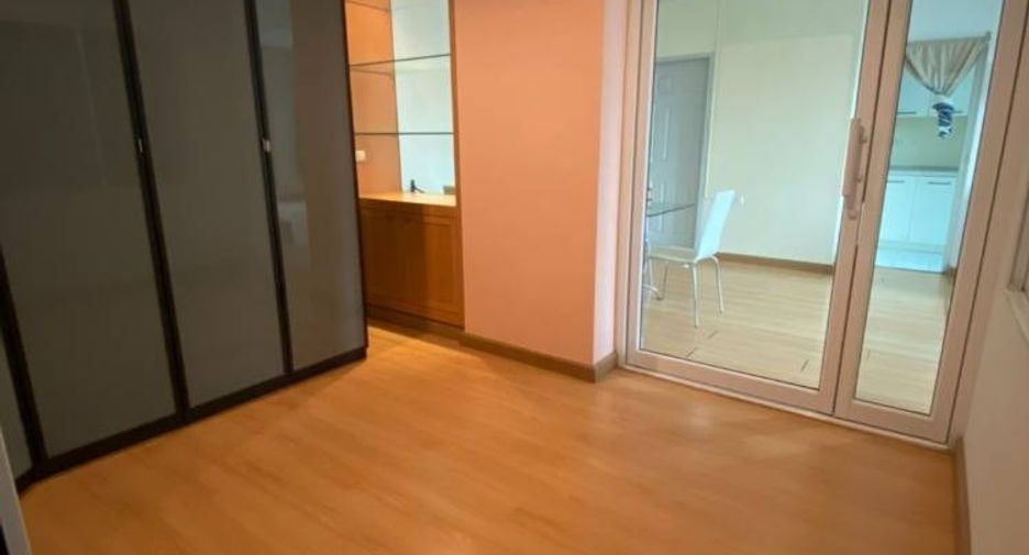 À louer 1 chambre condo à Huai Khwang, Bangkok