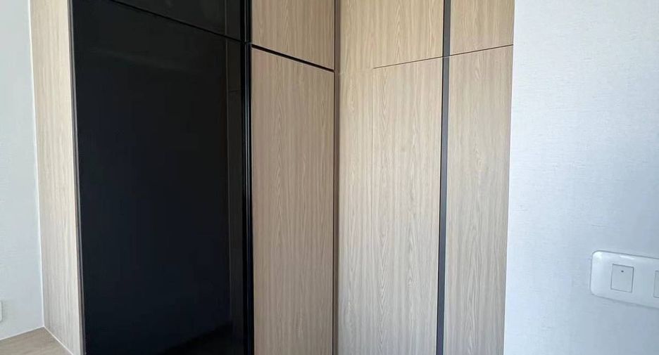 For rent 2 bedrooms condo in Mueang Samut Prakan, Samut Prakan