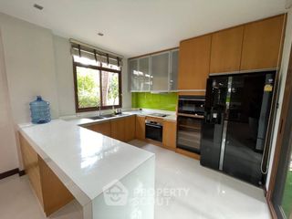 Haus zur Miete mit 3 Zimmer in Suan Luang, Bangkok