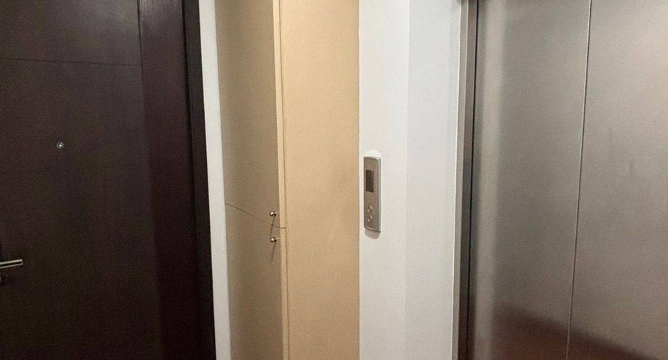 Wohnung zur Miete mit 1 Zimmer in Pathum Wan, Bangkok