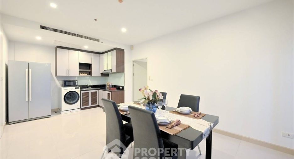 For rent 2 bedrooms condo in Watthana, Bangkok