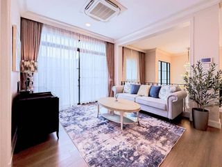 For rent 5 bedrooms house in Saphan Sung, Bangkok