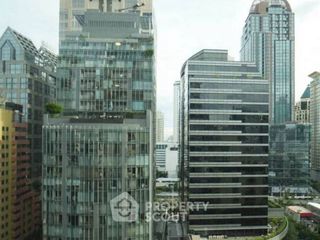 For rent 3 bedrooms condo in Bang Rak, Bangkok