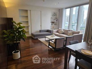 For rent 3 bedrooms apartment in Khlong Toei, Bangkok