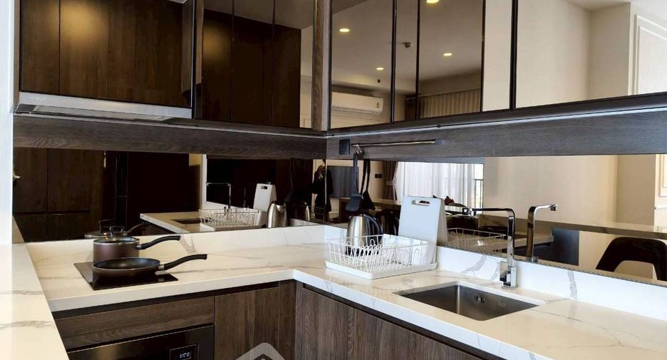 For rent 2 bedrooms condo in Watthana, Bangkok