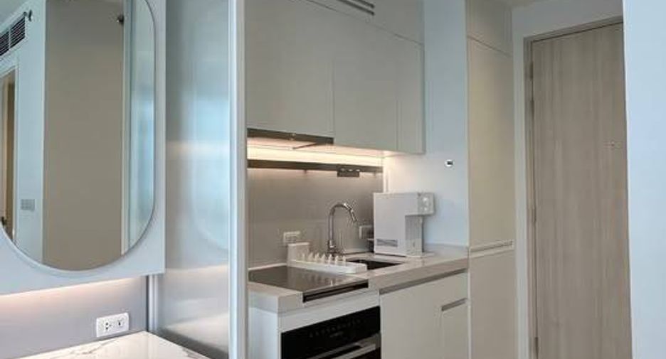 À louer 1 chambre condo à Watthana, Bangkok