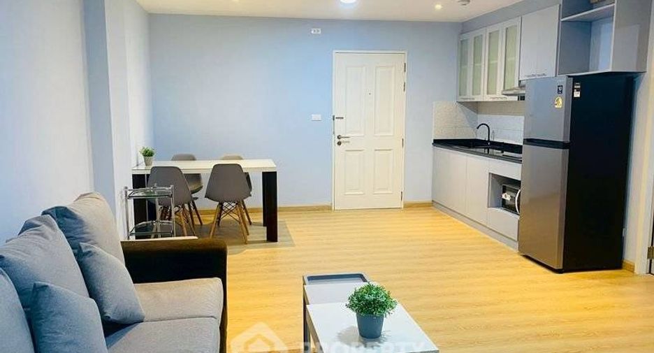 Wohnung zur Miete mit 1 Zimmer in Pathum Wan, Bangkok