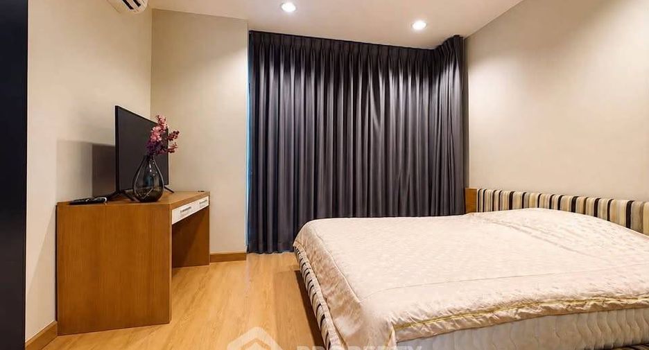 Wohnung zur Miete mit 2 Zimmer in Pathum Wan, Bangkok