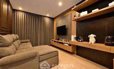 Wohnung zur Miete mit 2 Zimmer in Pathum Wan, Bangkok