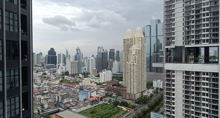 For rent 1 bed condo in Sathon, Bangkok