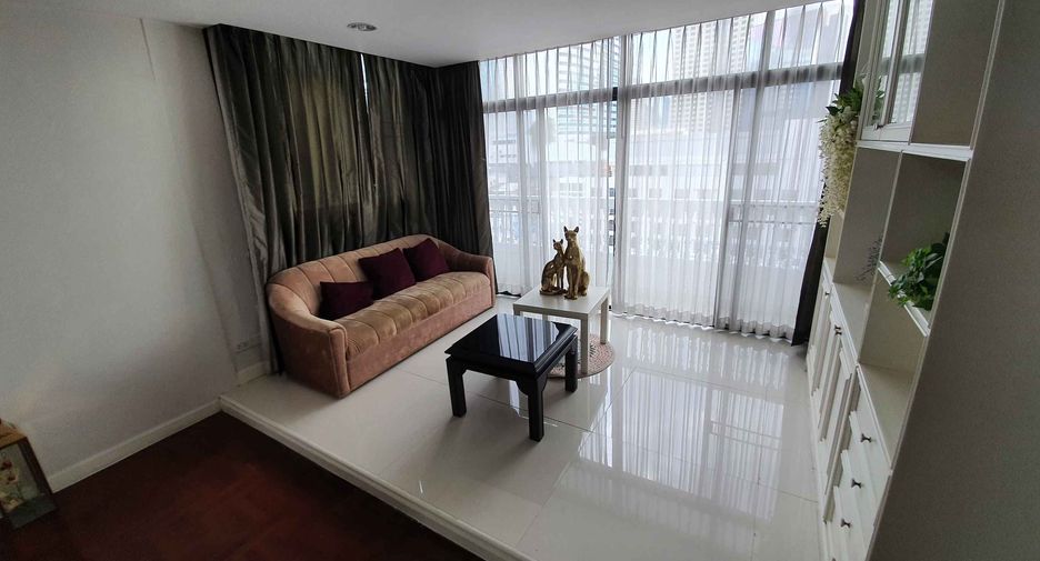 Condo en alquiler de 3 habitaciones en Khlong Toei, Bangkok