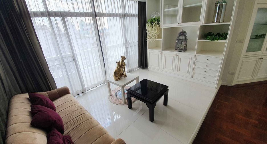Condo en alquiler de 3 habitaciones en Khlong Toei, Bangkok