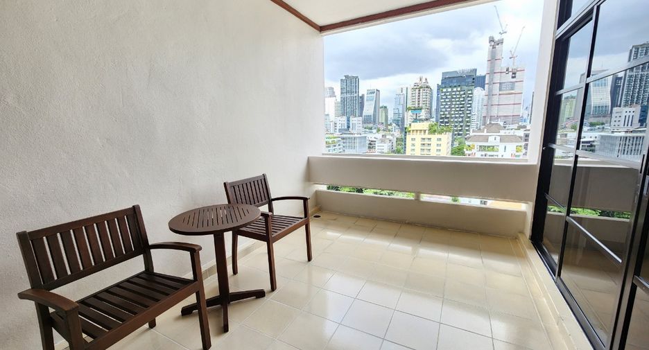 Wohnung zur Miete mit 3 Zimmer in Watthana, Bangkok