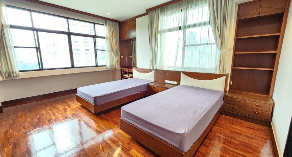 Wohnung zur Miete mit 3 Zimmer in Watthana, Bangkok