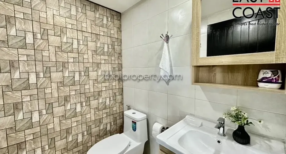 For rent and for sale 1 bed condo in Bang Lamung, Chonburi